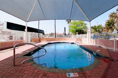Edinburg Executive Inn — photo 3