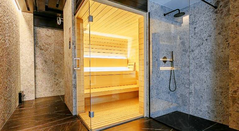 Rental apartment with yard, sauna & patio — photo 5