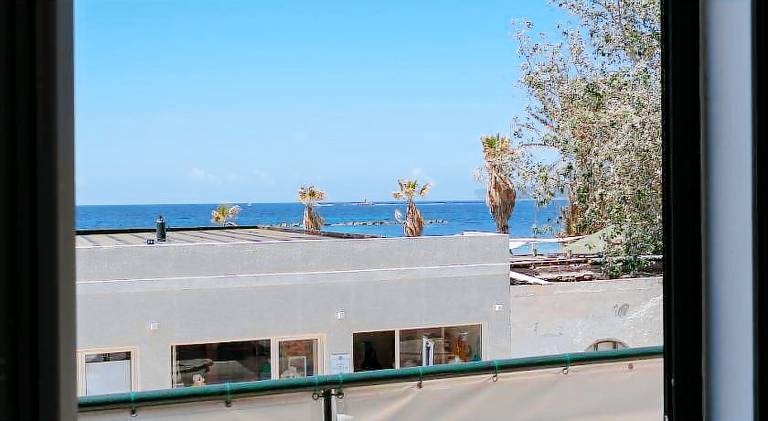 Vacation home with patio | Close to the beach | Pet-friendly — photo 5