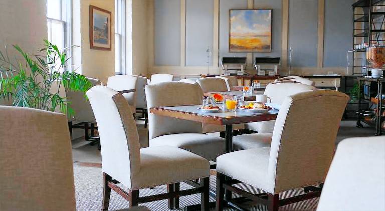 Olde Harbour Inn — photo 3