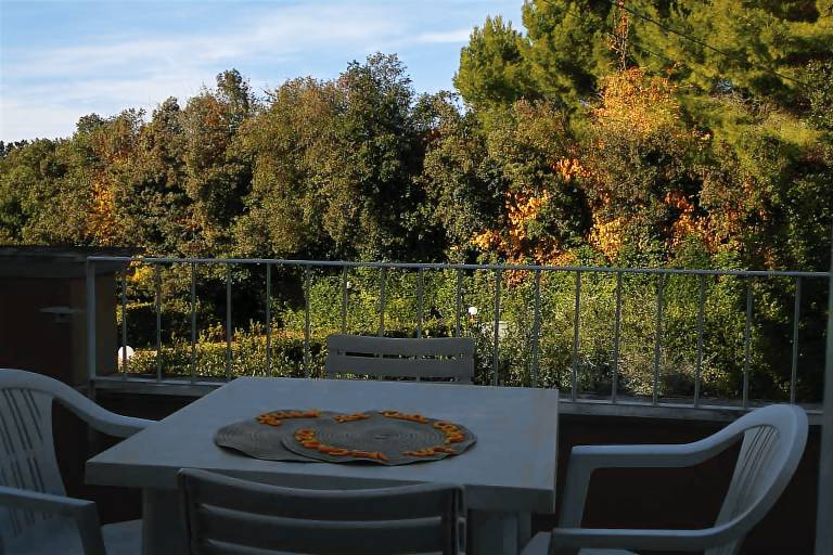 Holiday apartment with pool & terrace | City view — photo 2