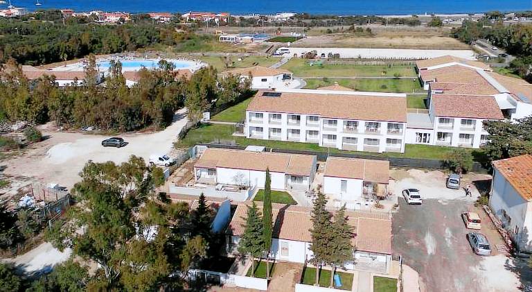 Seaside Villa 2BR-1BA. 7 min walk to the beach in Posada