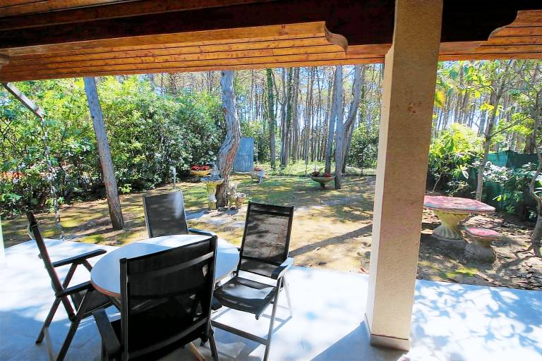 Holiday apartment with garden & terrace | Next to the beach | Pet-friendly — photo 2