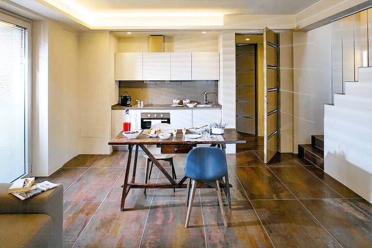 Holiday apartment with private pool, terrace & yard — photo 5