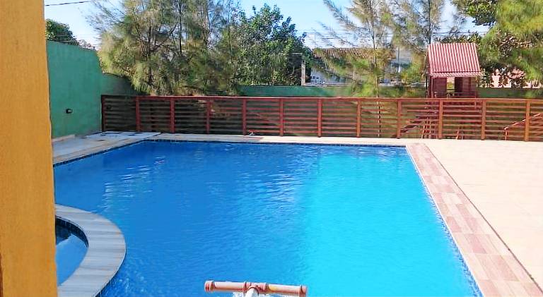 House with pool — photo 3