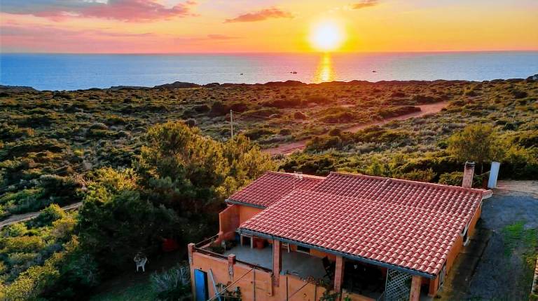 House with garden, barbecue & patio | Panoramic view — photo 2