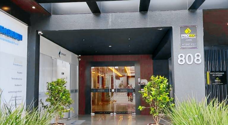 Holiday apartment with pool — photo 3