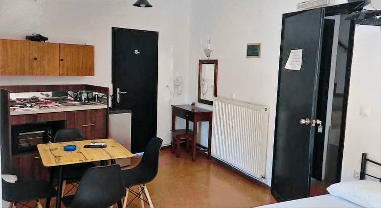 Lovely apartment with garden & patio | Next to the beach | Perfect for remote work | Pets are welcome — photo 2