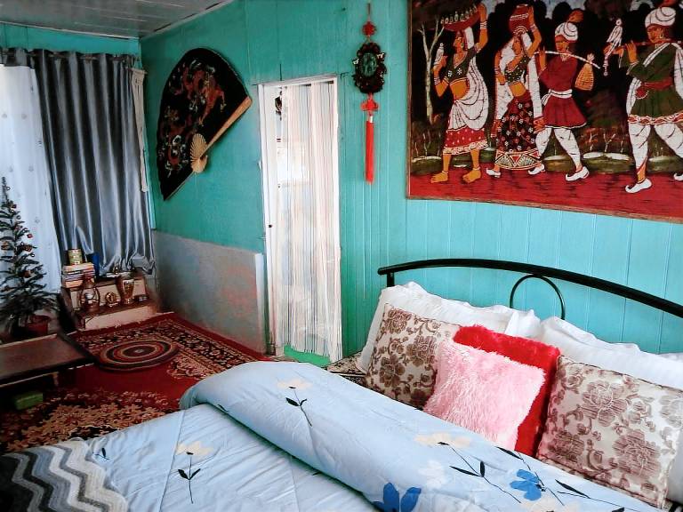 Quaint wood cottage-Sherpa Khangba — photo 2