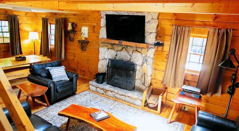 House with jacuzzi & pool | Pets allowed — photo 2