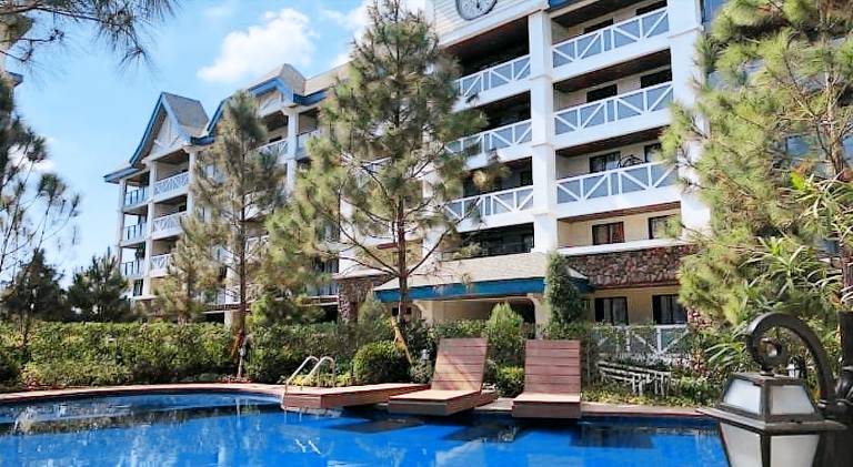 Serviced apartment with garden, terrace & private pool | Pets are welcome — photo 3
