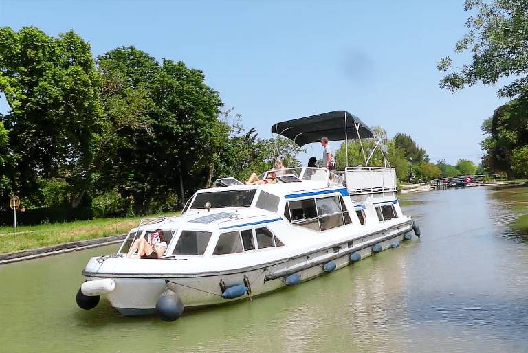 Péniche Castelnaudary
