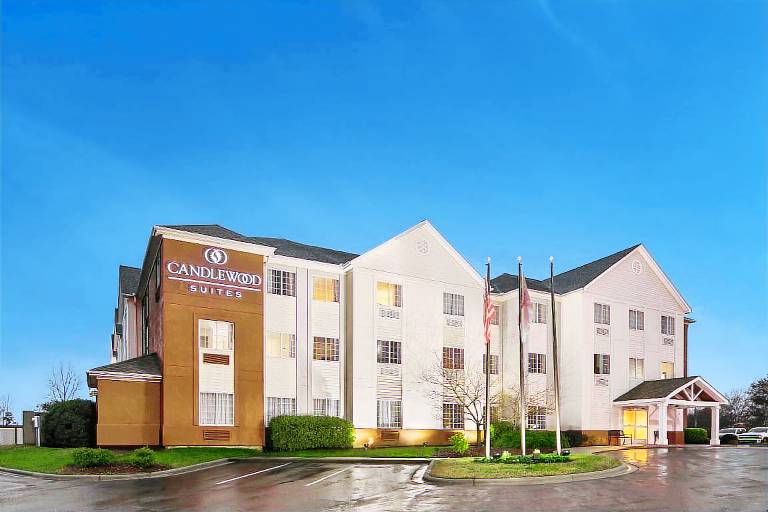 Candlewood Suites Charlotte - Arrowood By IHG in Charlotte, NC