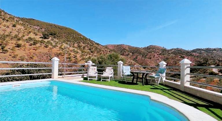 Lovely house with garden, private pool & grill | Pets are welcome in Antequera