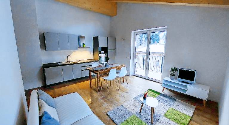 Rental apartment with 2 rooms for 6 persons — photo 2