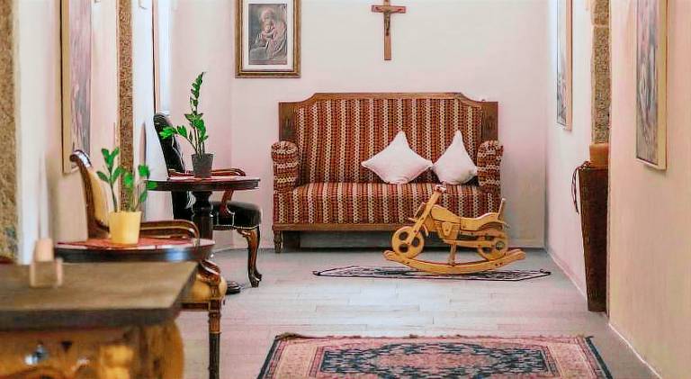Serviced apartment with terrace, garden & hot tub | Good for workation | Pets allowed — photo 3