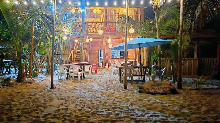 Puerto Manglar Hostal in Santa Marta