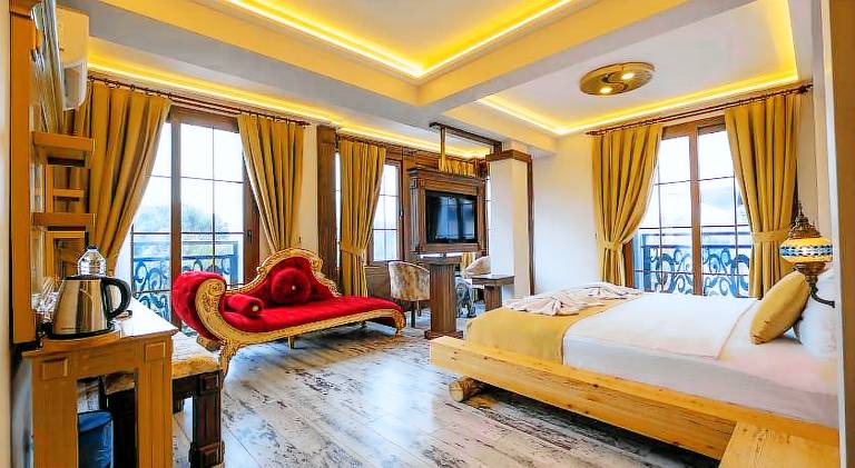 Reis Royal Hotel — photo 2