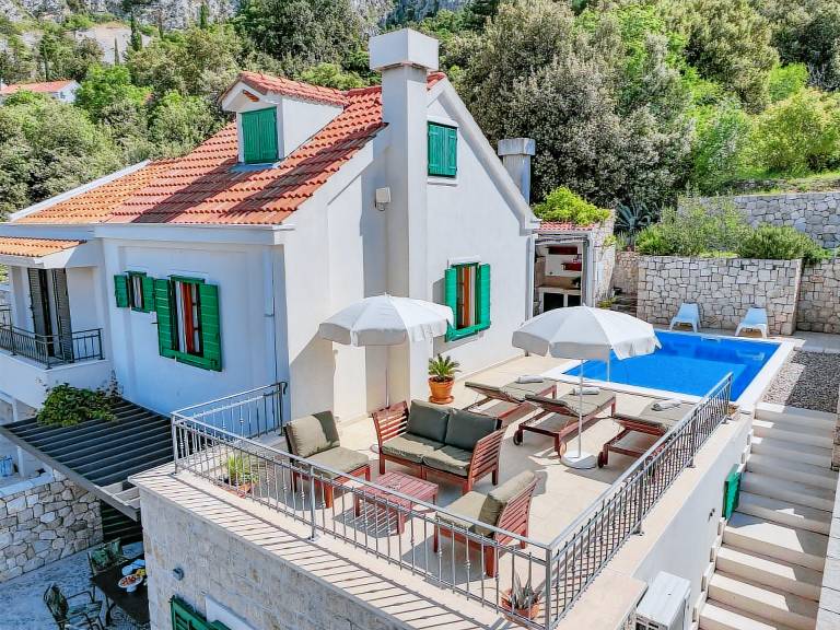 Vacation home with barbecue, garden & terrace | Nature view — photo 4