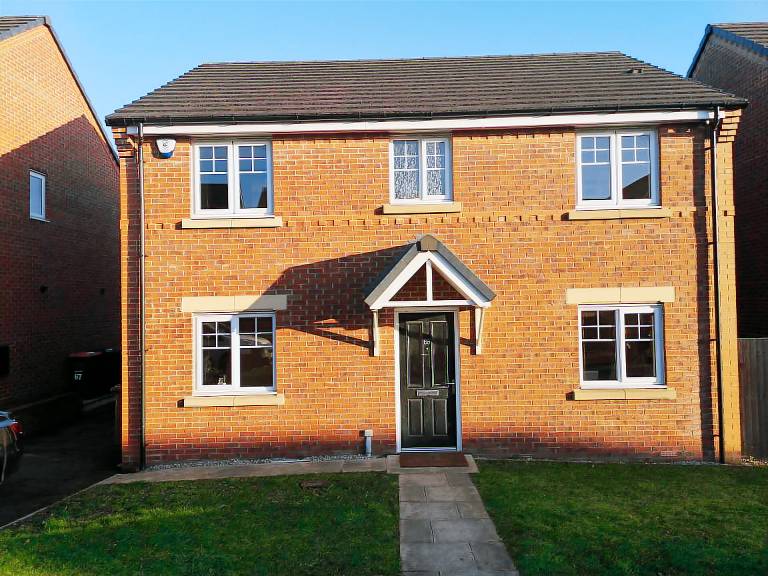 House Rentals in Swinton from £42 HomeToGo