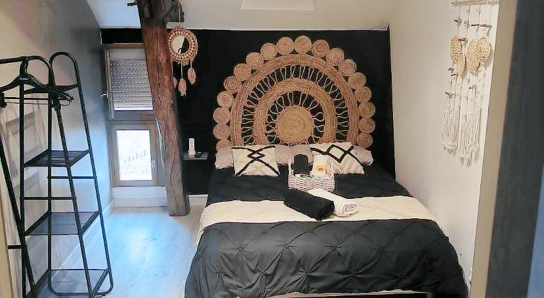 Villa with 1 room for 2 persons in Troyes