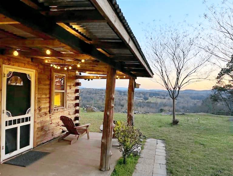 Cabin  Russellville