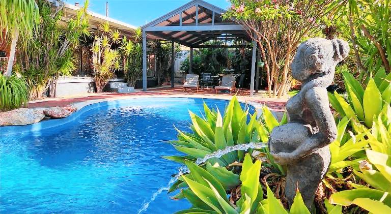 70 m&sup2; Villa
