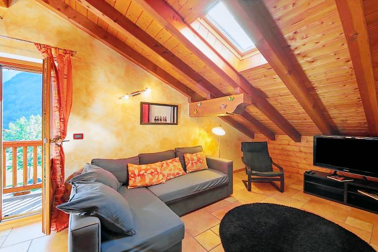 Apartment 'Anita - Issime Valle D'aosta' with Balcony — photo 3