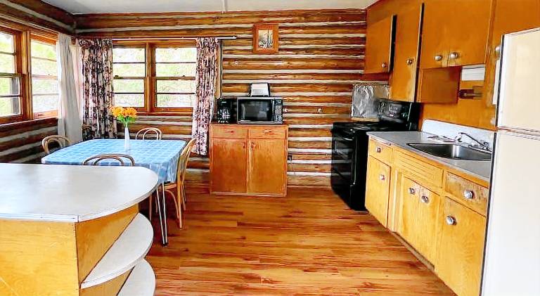 House with 2 rooms for 4 persons — photo 4