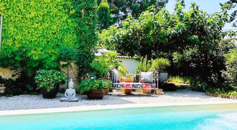 House with yard, private pool & terrace | Good for workation | Pets are welcome in L'Isle-sur-la-Sorgue