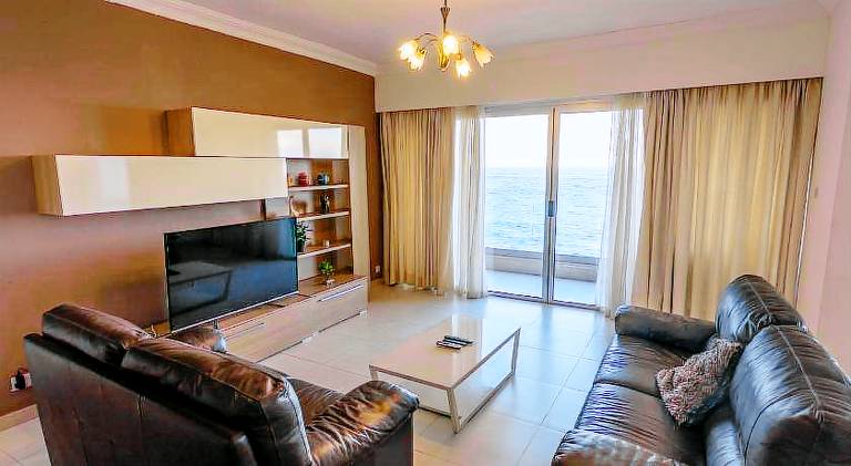 Rental apartment with pool — photo 2