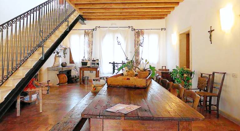 Holiday apartment with garden, barbecue & patio — photo 4
