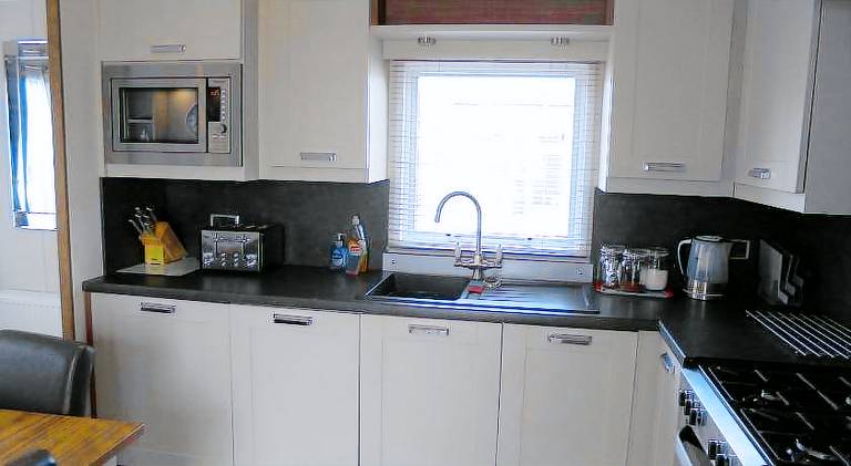 Holiday apartment with 2 rooms for 6 persons — photo 4