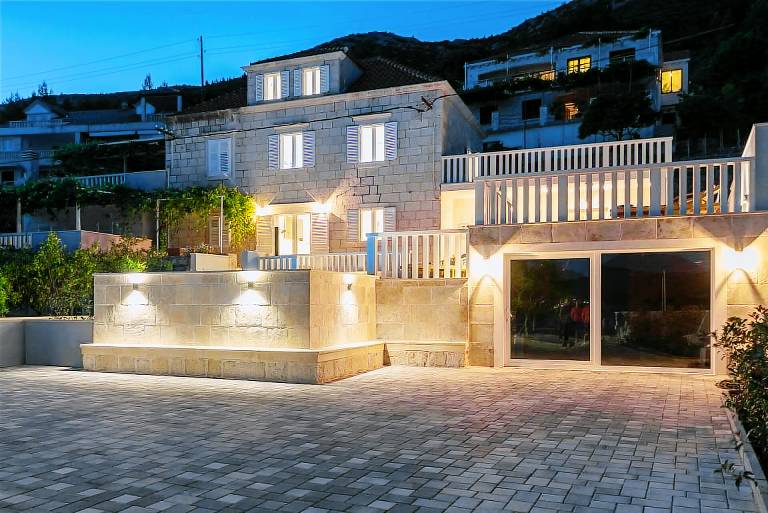 Big villa with yard & private pool | Beach view | Close to the beach | Pets allowed — photo 5