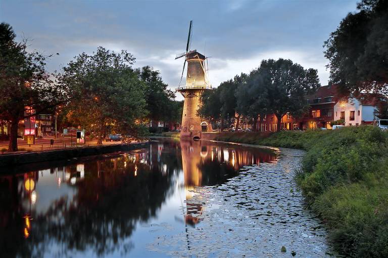 studio in canal villa in the Old centre Schiedam