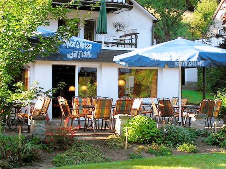 Privatzimmer  Latrop