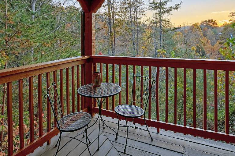 Hot Tub Fire Pit Secluded Pet Friendly Pool Table — photo 4