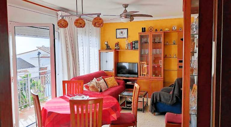 Holiday apartment | Pets allowed in Santa Susanna