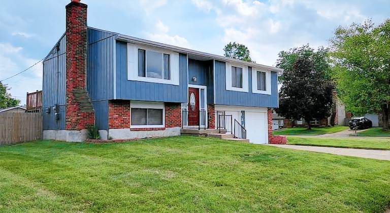 Vacation home with pool in Mason, OH