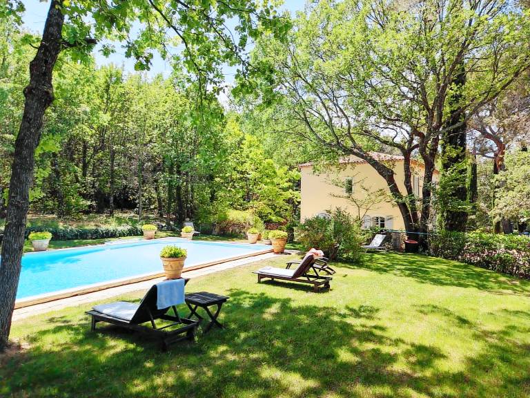Ferienhaus in Saint-Antonin-sur-Bayon, Rousset f&uuml;r max. 12 Personen, 