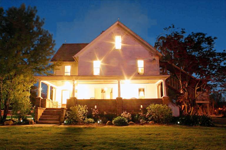 House Geneva-on-the-Lake