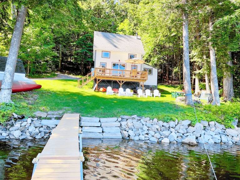 Cottage  Wayne