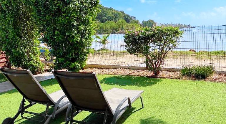 Villa with pool, yard & barbeque in Le Gosier