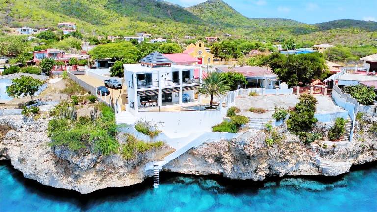 Villa Lagun