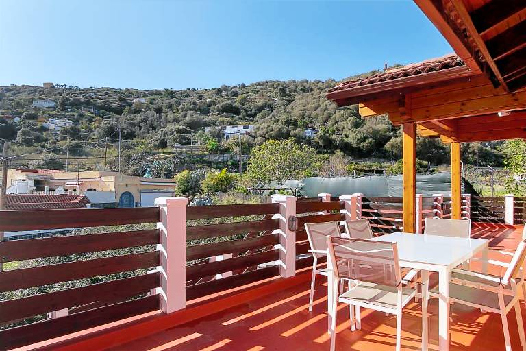 Villa with hot tub, private pool & fast internet | Mountain view — photo 3