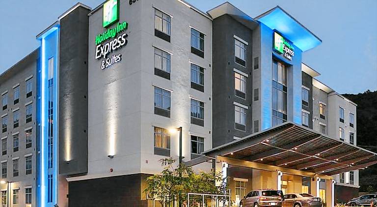 Holiday Inn Express And Suites Jacksonville Camp Lejeune Area By IHG — photo 2