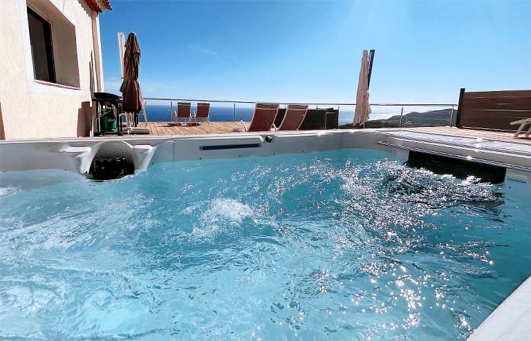 Villa with private pool, BBQ & garden | Garden view — photo 3