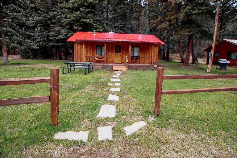 Red River Cabin Rentals from 147 HomeToGo