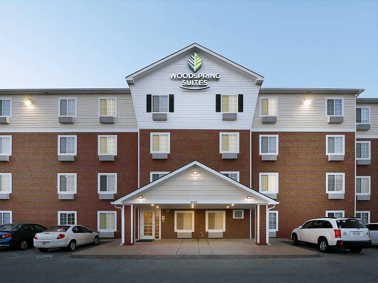 WoodSpring Suites Louisville Clarksville in Clarksville, IN