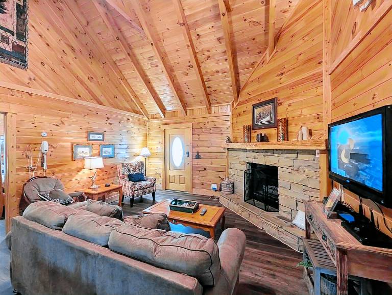 Children-friendly cabin with private pool | Pets allowed — photo 5